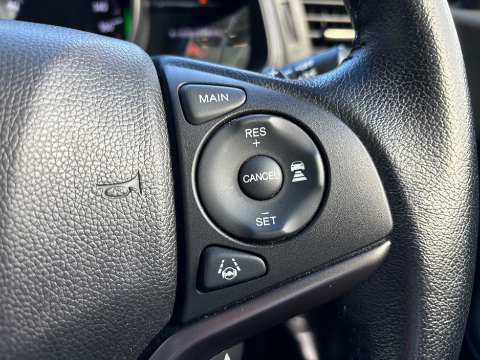 2017 Honda Fit - image 15