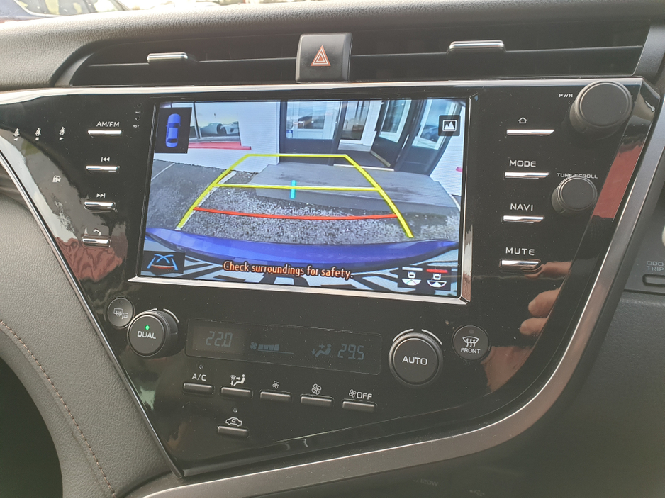 2021 Toyota Camry - image 13