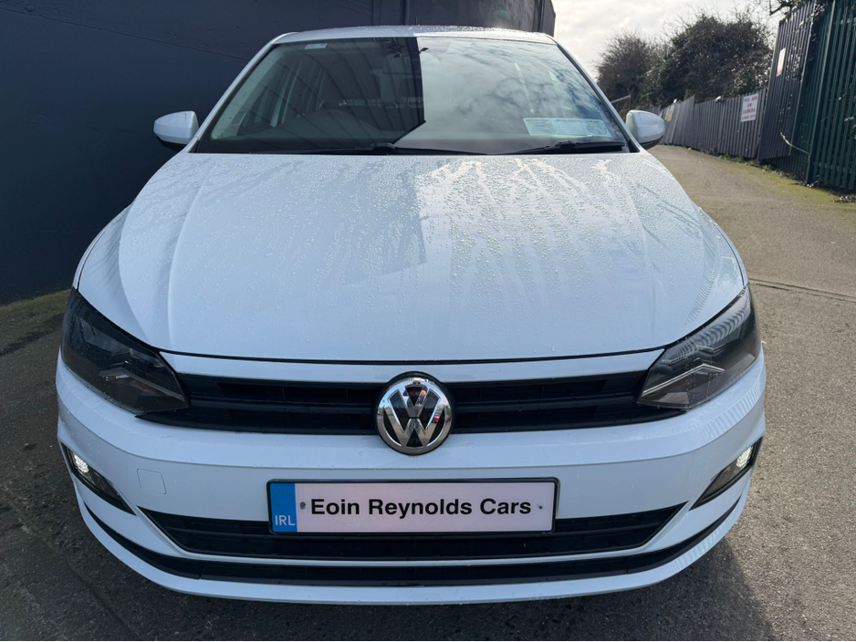 2018 Volkswagen Polo - image 2