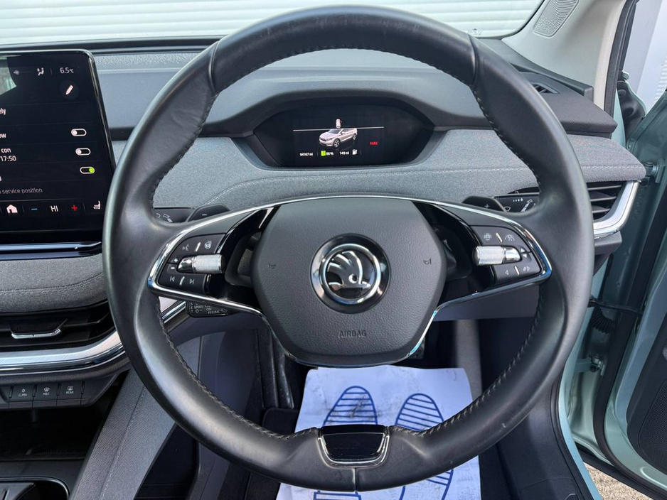 2023 Skoda Enyaq - image 4