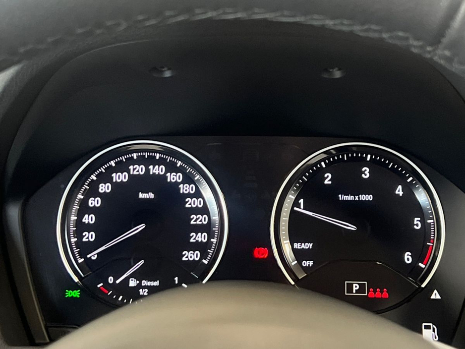 2022 BMW X1 - image 9