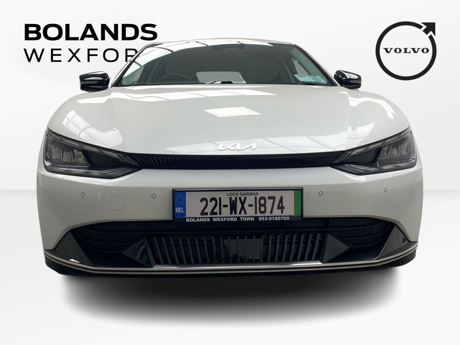 2022 Kia EV6 - image 7