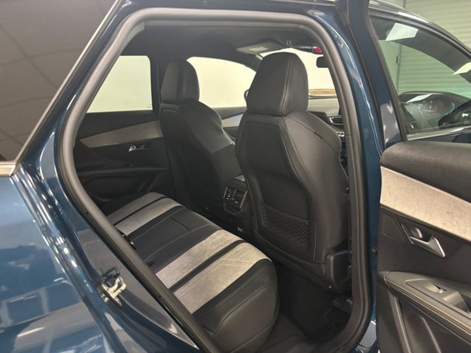 2021 Peugeot 3008 HYBRID2 PHEV 300bhp GT €24,495