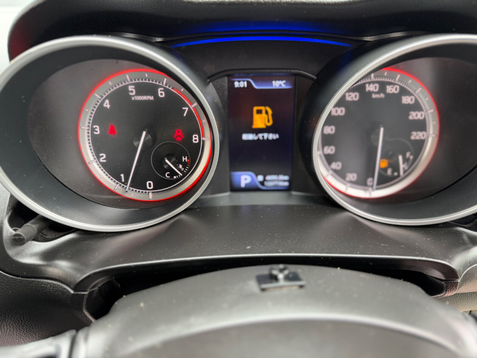 2017 Suzuki Swift - image 11