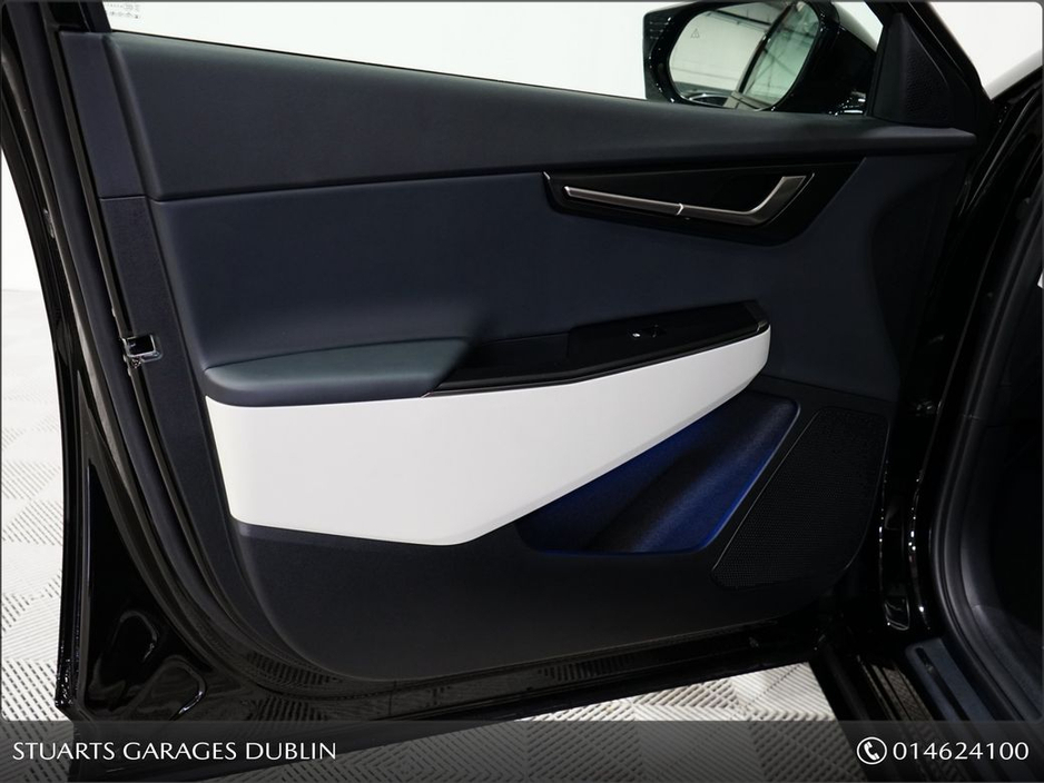 2026 Kia EV6 - image 15