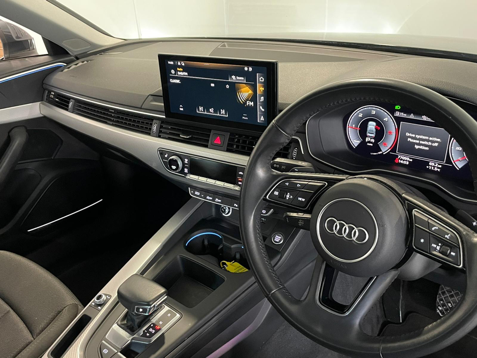 2020 Audi A4 - image 18