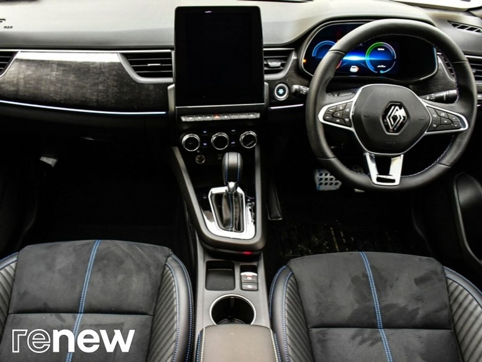 2025 Renault Arkana - image 2