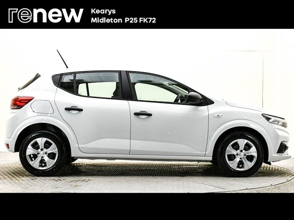 2023 Dacia Sandero - image 14