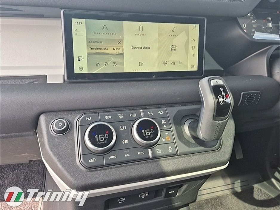 2024 Land Rover Defender * X-Dynamic SE * 6 SEAT * BLACK EDITION * TRINITY MOTORS WEXFORD * €89,950