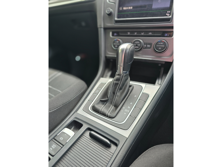 2015 Volkswagen Golf LOUNGE 1.2 TSI AUTO €13,950