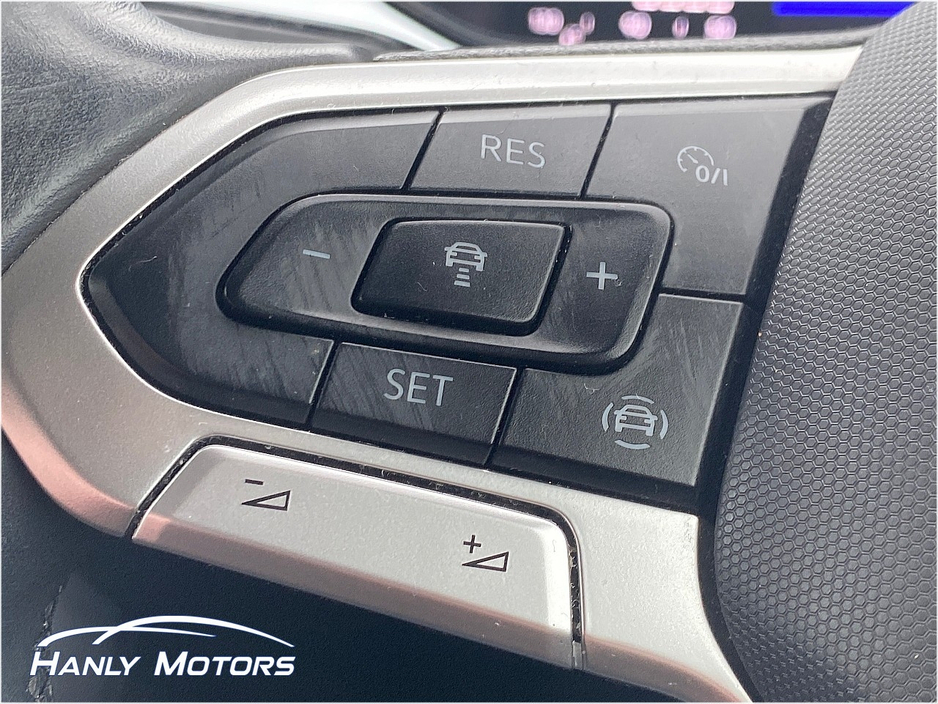 2023 Volkswagen T-Roc LIFE 2.0 TDI MANUAL 6SPEED FWD 116HP 5 €30,950