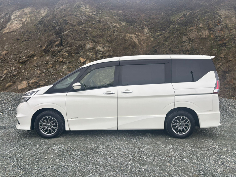 2018 Nissan Serena  €16,950