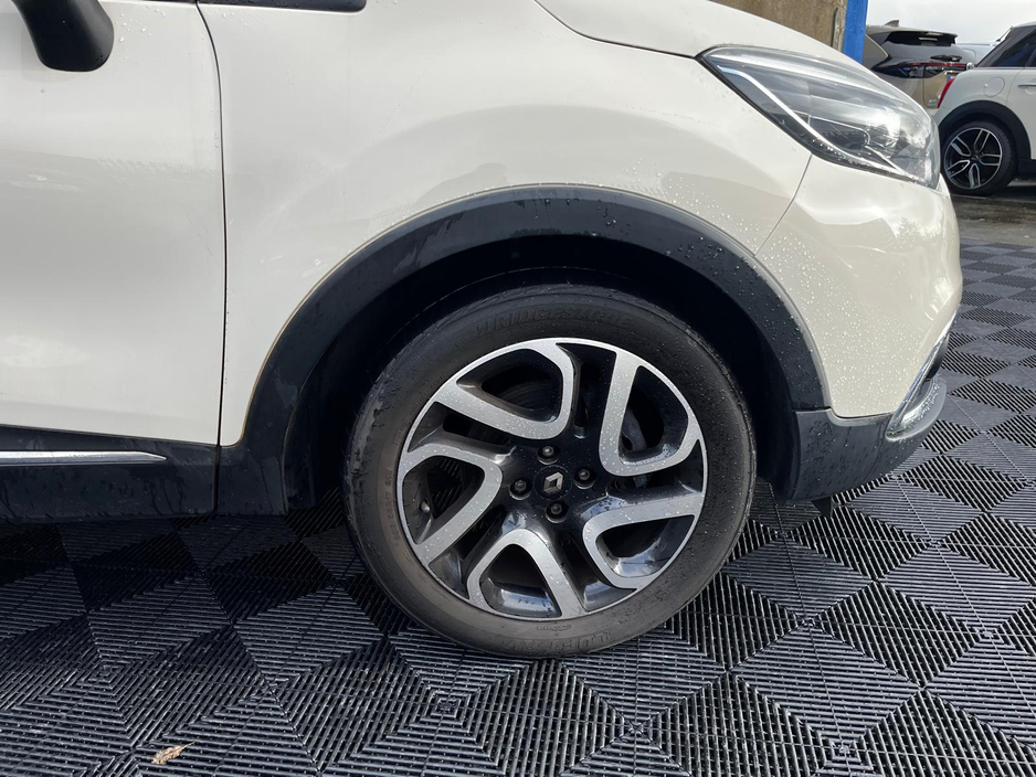 2014 Renault Captur Renault Captur 1.2 petrol, auto, alloys €13,750