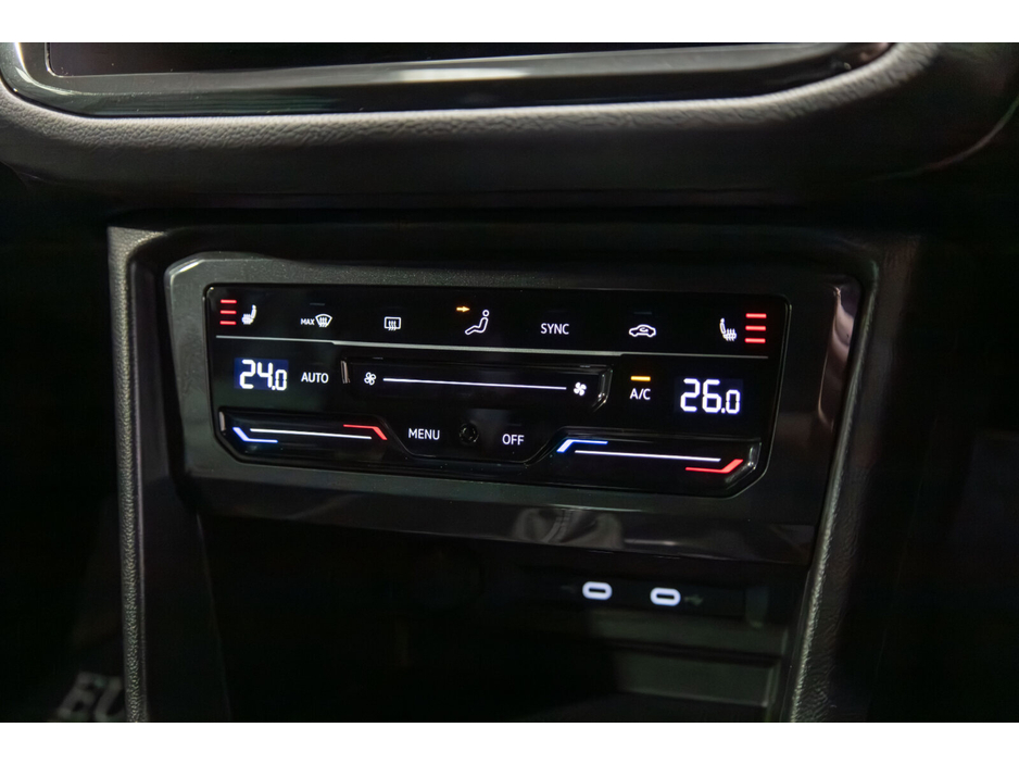 2023 Volkswagen Tiguan 1.4 TSI PHEV 245HP R-Line DSG €37,950