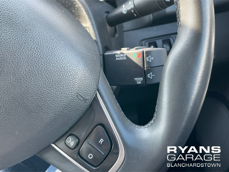 2019 Renault Clio - image 18