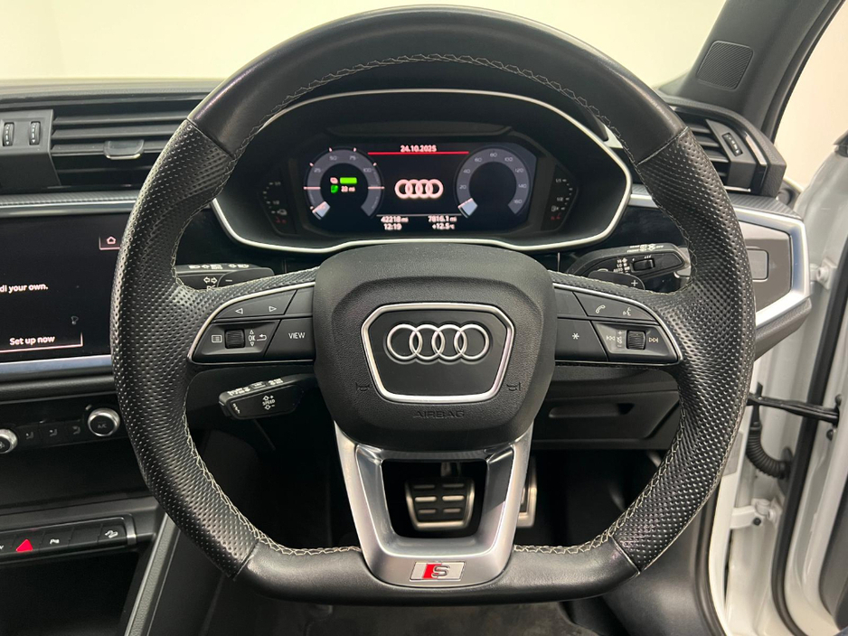 2023 Audi Q3 S LINE 45 TFSI E BLACK EDITION €39,990