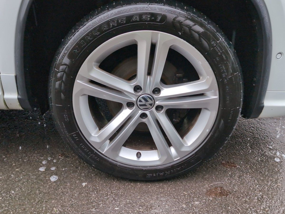 2016 Volkswagen Tiguan 2.0 TDI R line 110HP BMT Edition-R €15,995