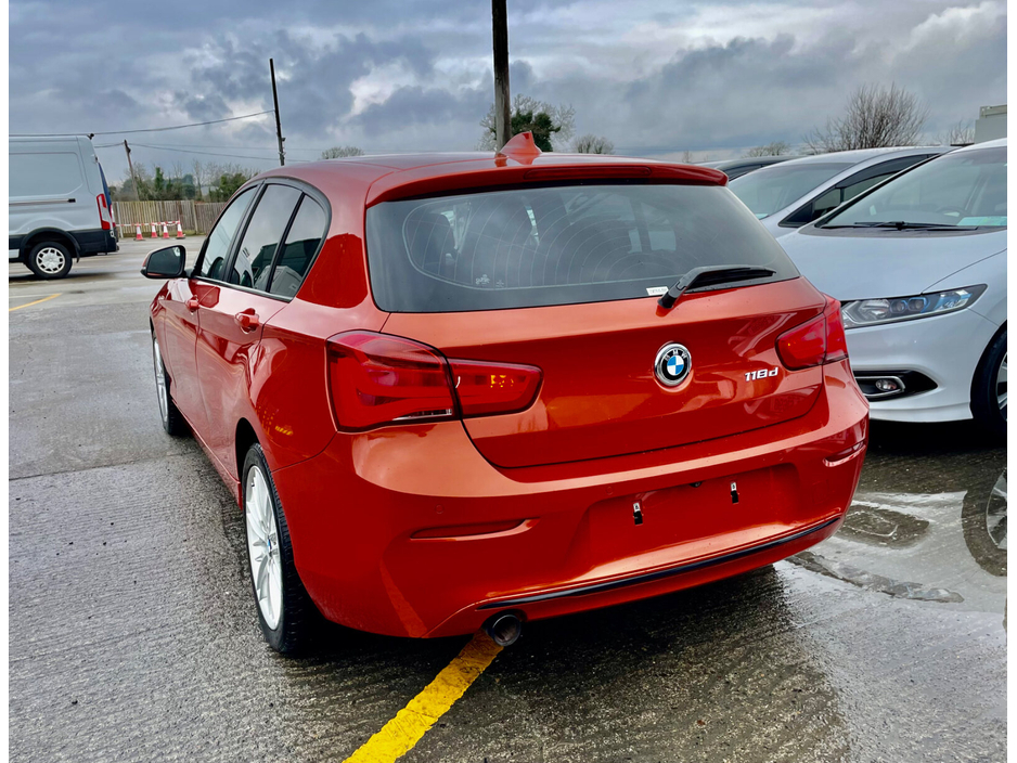 2016 BMW 1 Series - image 7