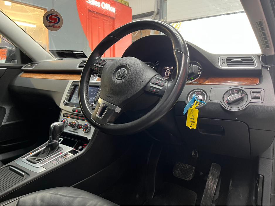 2012 Volkswagen Passat €7950! 2012 VOLKSWAGEN PASSAT TSI HIGH LINE 1.4 AUTOMATIC / CRUISE CONTROL / REVERSE CAMARA / ELECTRIC MEMORY & HEATED SEATS / PADDLE SHIFTERS AND MORE €7,950