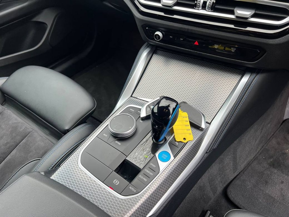 2022 BMW i4 - image 11