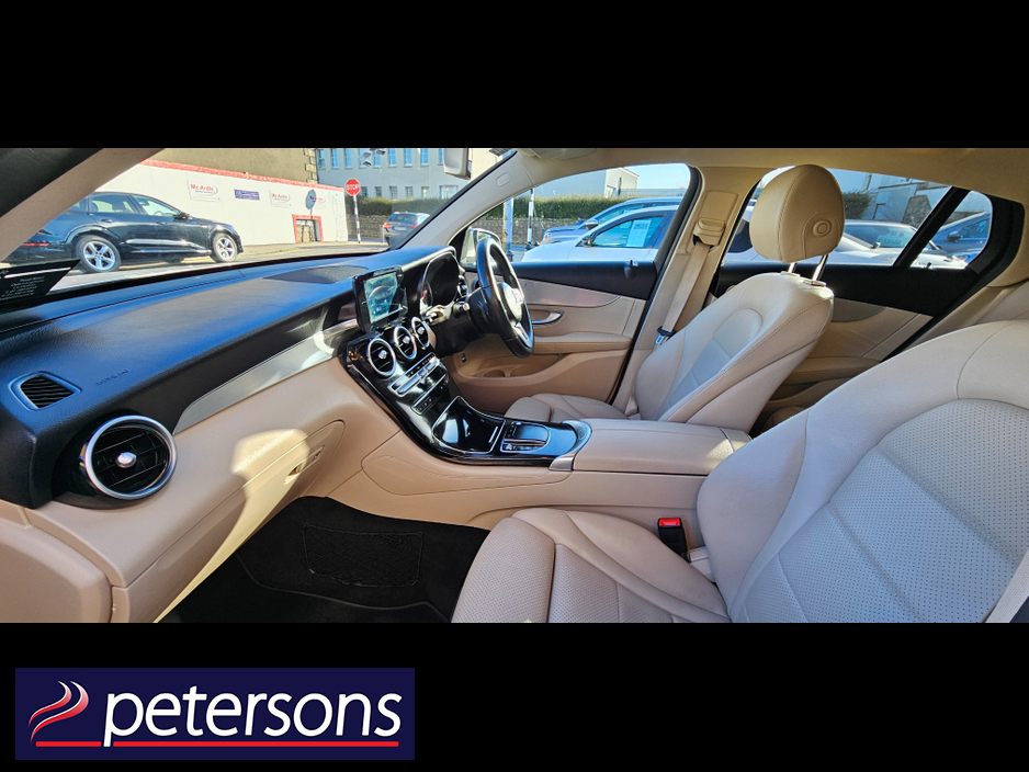 2020 Mercedes-Benz GLC Class - image 14