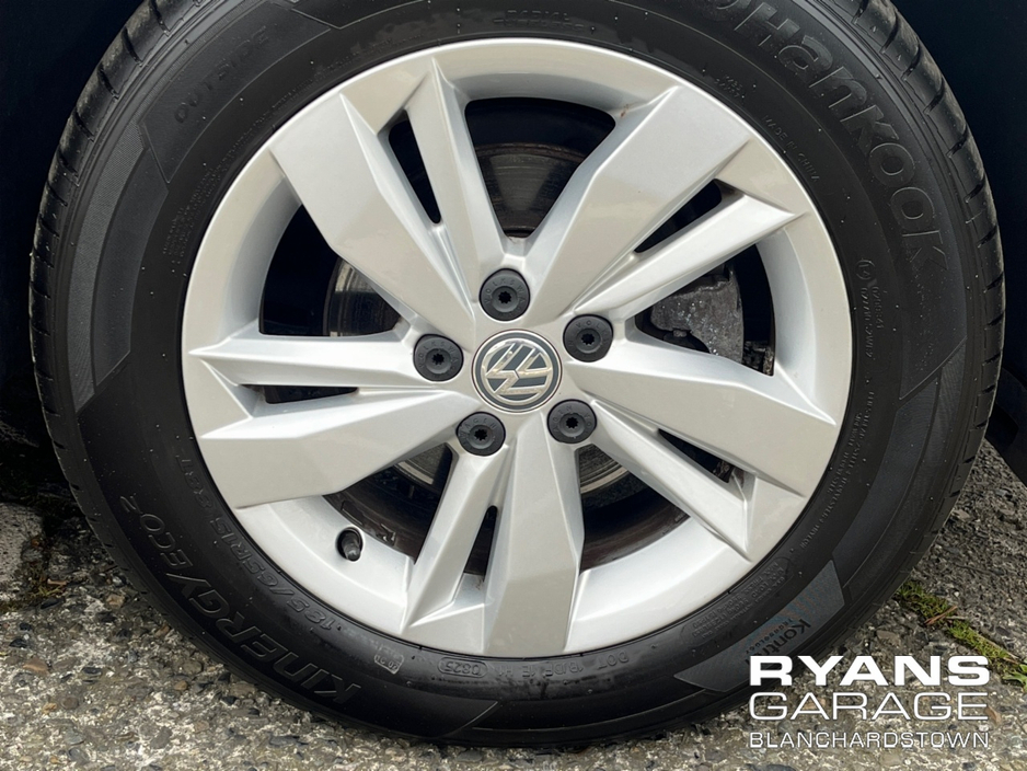 2018 Volkswagen Polo - image 32