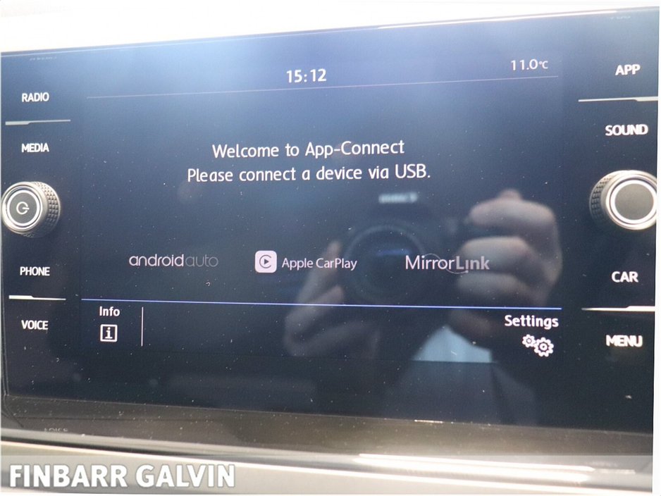 2020 Volkswagen Polo - image 17