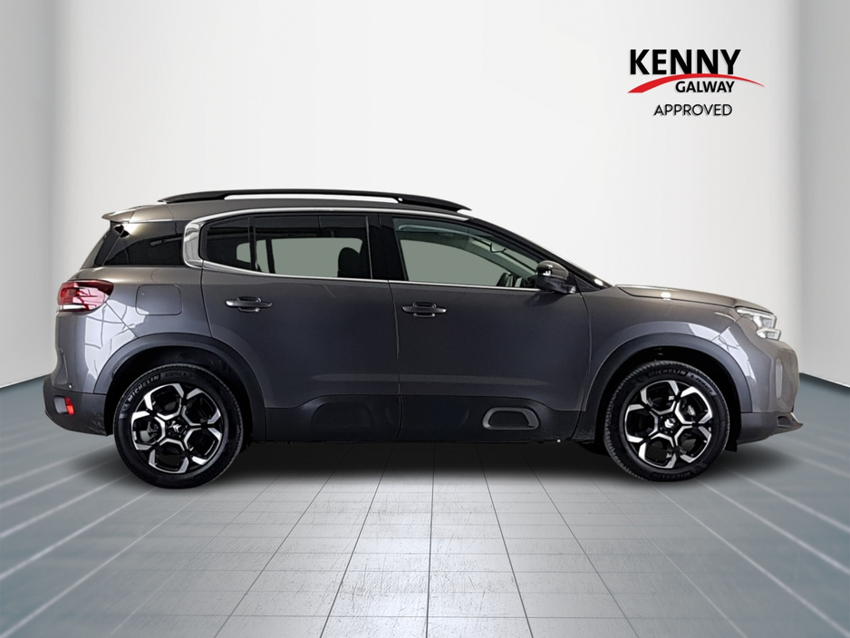 2024 Citroen C5 - image 8