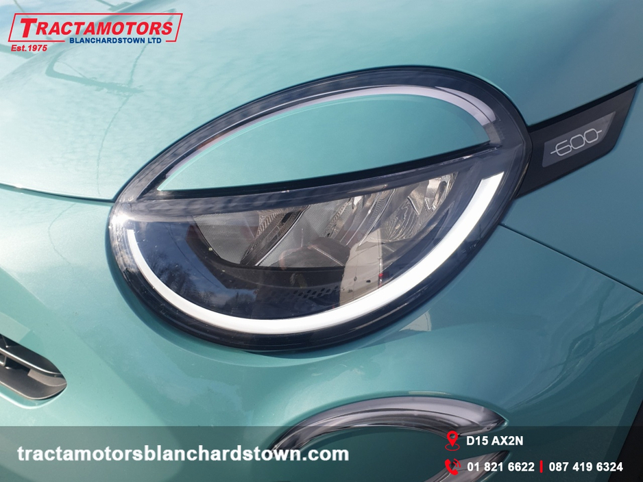 2025 Fiat 600 - image 18