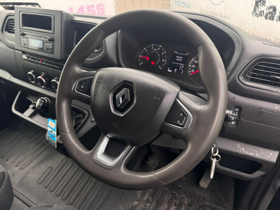 2020 Renault Master FWD LM35 DCI 135 BUSINE III PH2 MY19 €12,800