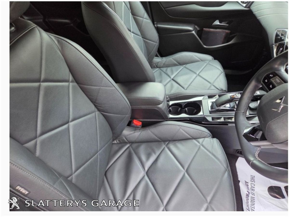 2021 DS Automobiles DS 3 - image 8