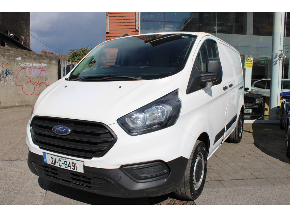 2021 Ford Transit - image 3