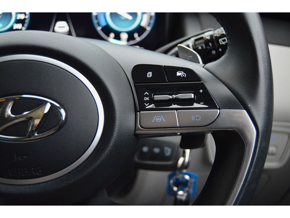 2022 Hyundai Tucson 2WD Executive HEV Auto, Low Mileage