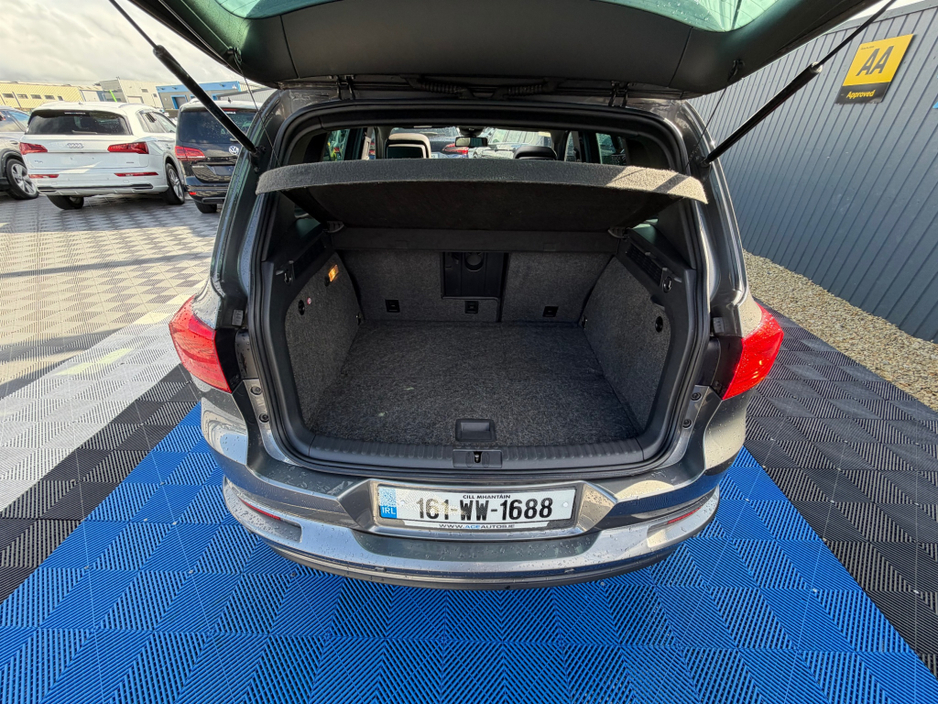 2016 Volkswagen Tiguan - image 33