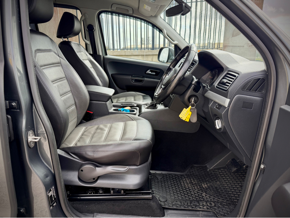 2019 Volkswagen Amarok - image 13