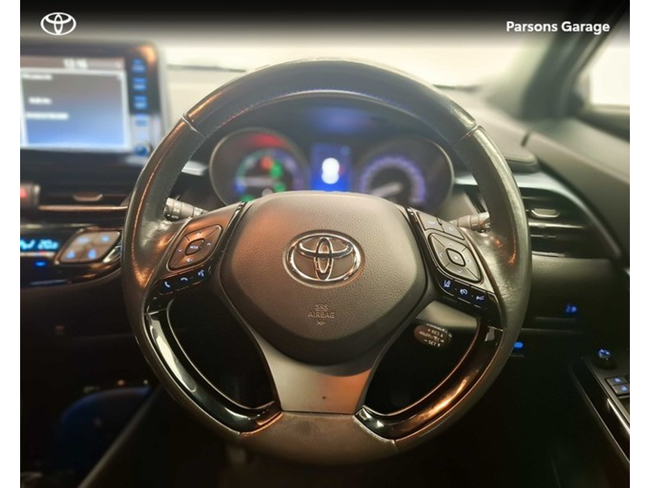 2020 Toyota C-HR C-HR 1.8 HYBRID SPORT €21,995