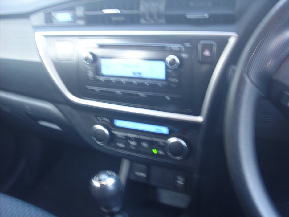 2013 Toyota Auris 1.33 TERRA NG 4DR €6,950