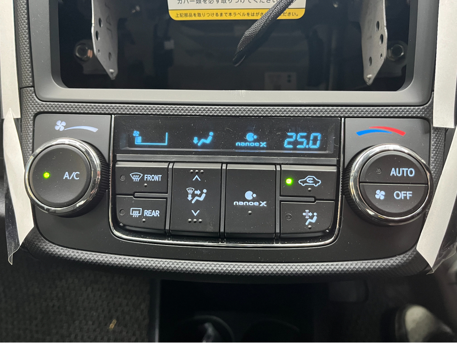 2025 Toyota Corolla - image 16