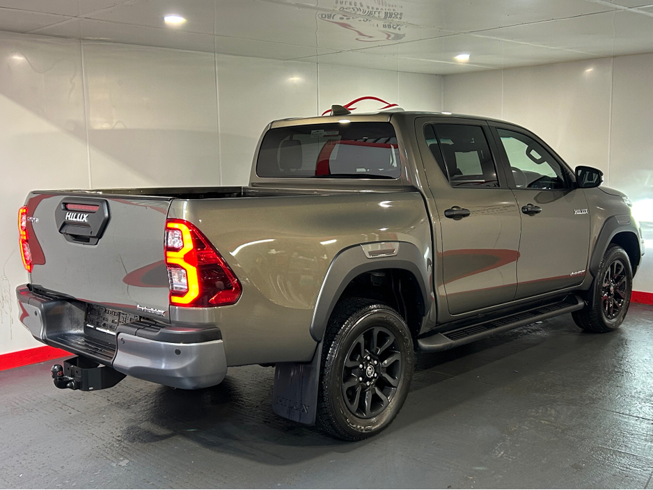 2022 Toyota Hilux INVINCIBLE X D-4D 4WD INVINCIBLE DCB €42,500