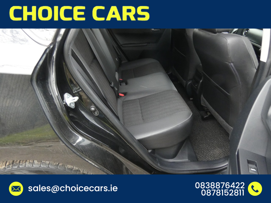 2016 Toyota Auris - image 8