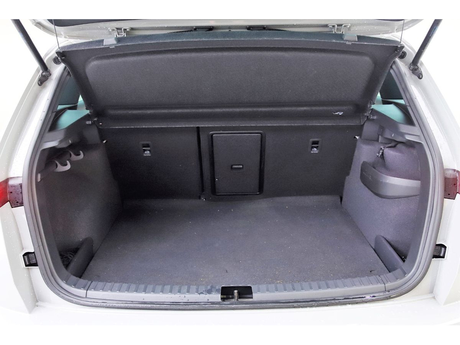 2024 Skoda Karoq - image 30