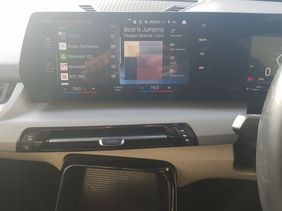 2023 BMW X1 - image 17