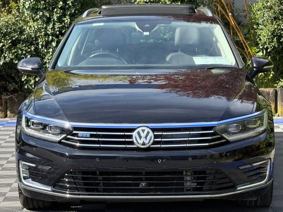 2016 Volkswagen Passat - image 17