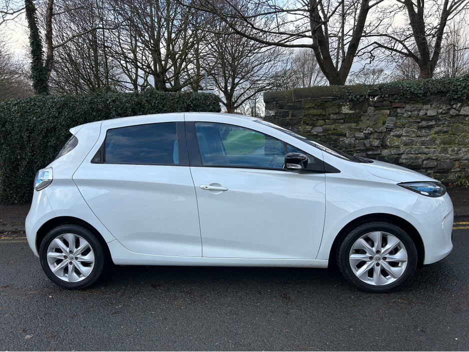 2015 Renault Zoe DYNAMIQUE INTENSE 4DR AUTO €5,995