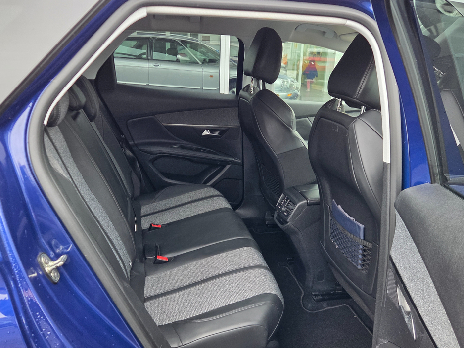 2018 Peugeot 3008 ALLURE 1.2 130 4DR €13,990