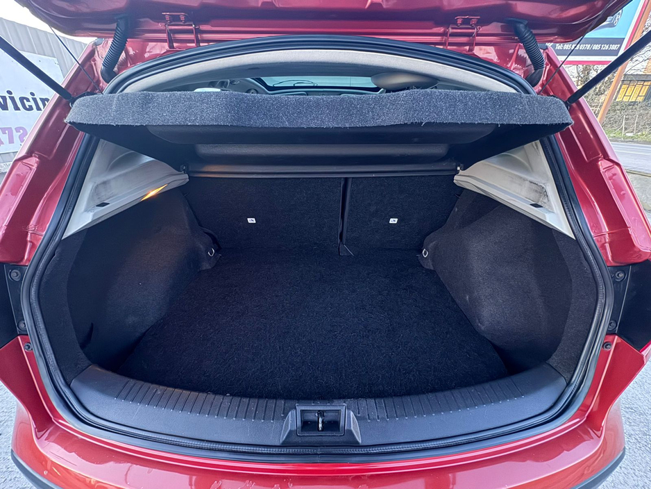 2010 Nissan Qashqai - image 21