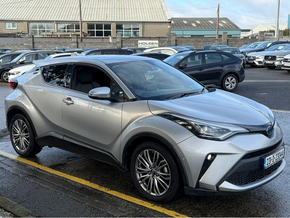 2023 Toyota C-HR KEYLESS ENTRY..FOLDING MIRRORS €22,950