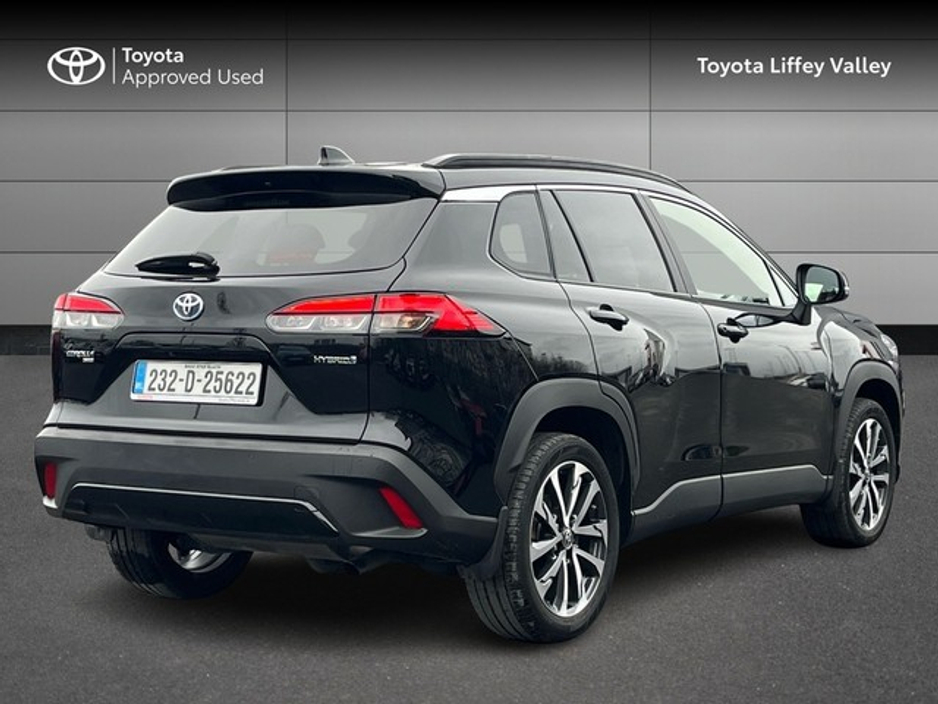 2023 Toyota Corolla Cross - image 2