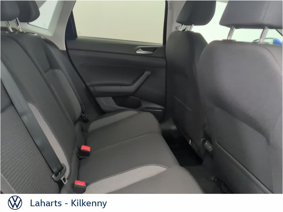 2025 Volkswagen Polo - image 24