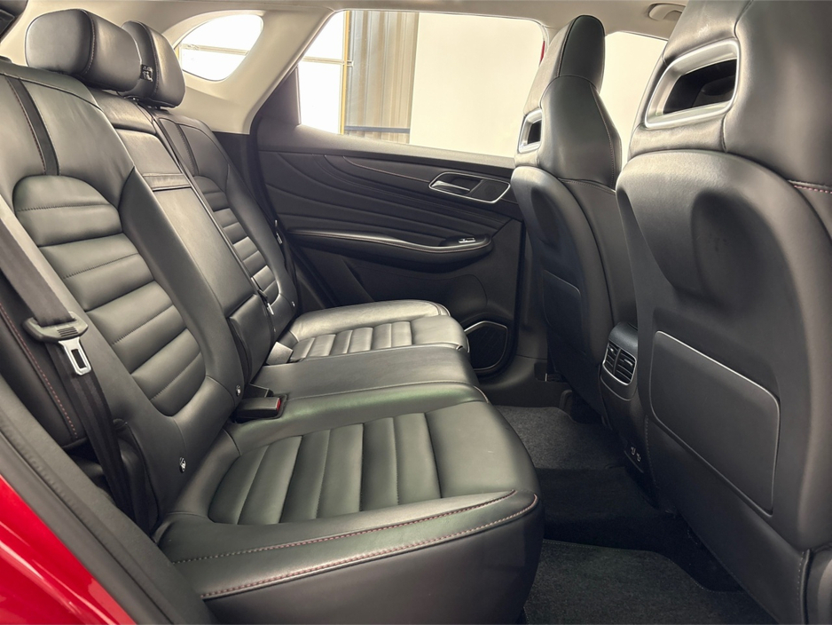 2022 MG HS - image 28